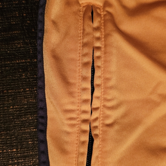 VINTAGE Abercrombie & Fitch basketball shorts - Picture 4 of 8